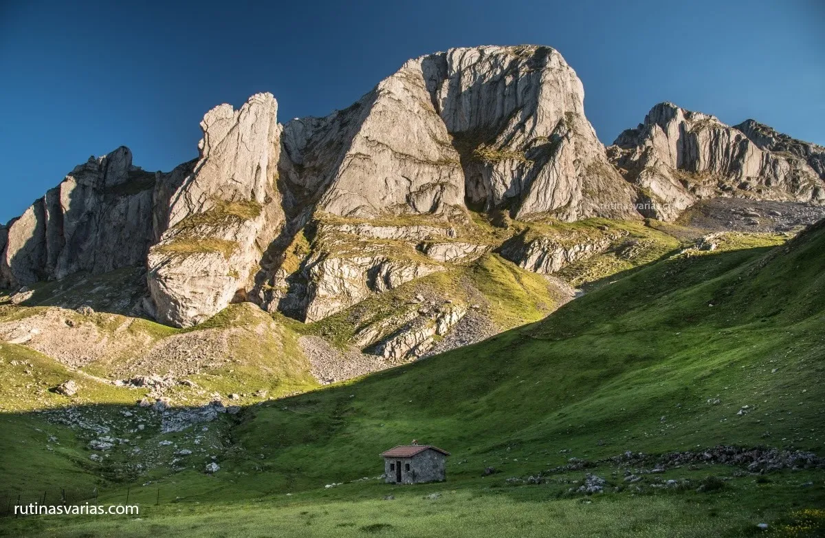 Vista inferior de las Tres Marías